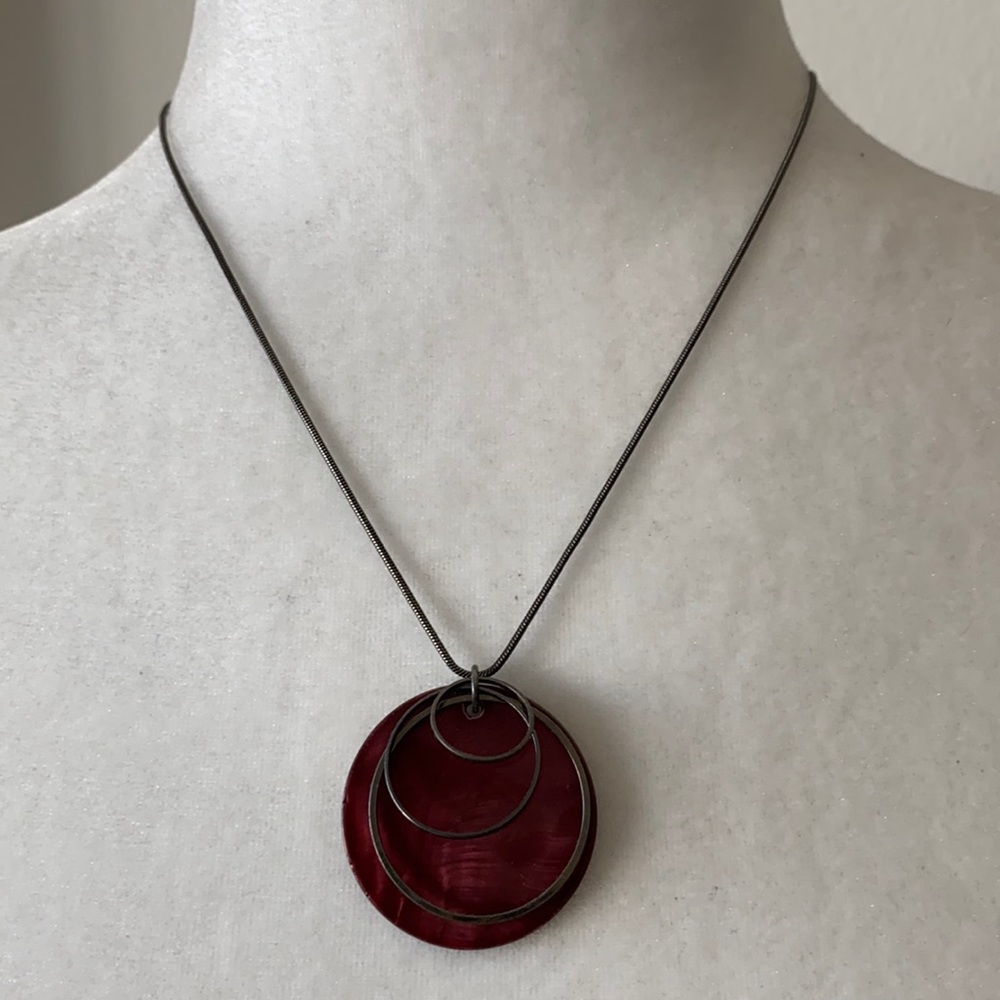 Necklace with Round Pendant